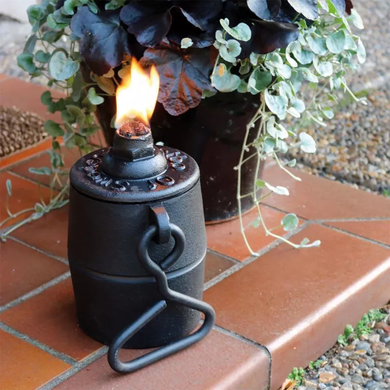 Oljelampa - Fotogenlampa gjutjärn Småland