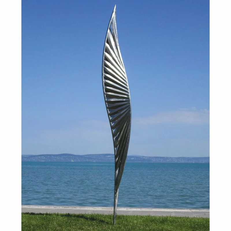 Casa Padrino Luxus Edelstahl Garten Deko Skulptur Silber H. 400 cm