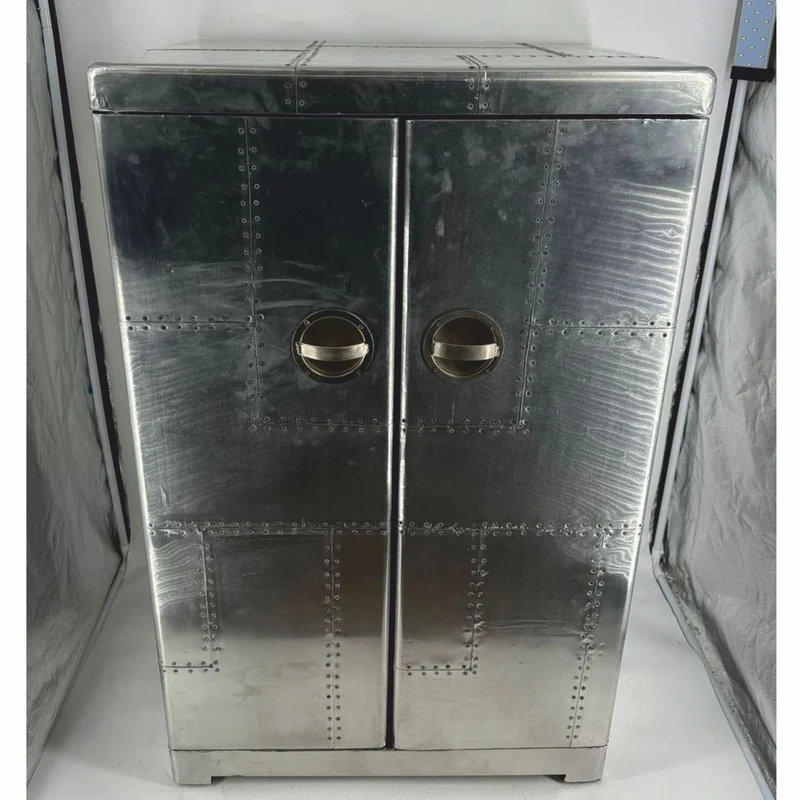 Casa Padrino Aluminium Flugzeug Flieger Barschrank Silber / Schwarz H. 113 cm