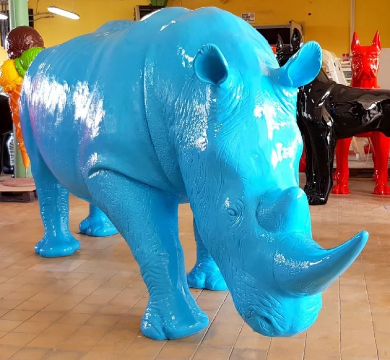 Casa Padrino XXL Deko Skulptur Nashorn Hellblau 340 cm - Lebensgroße Garten Figur