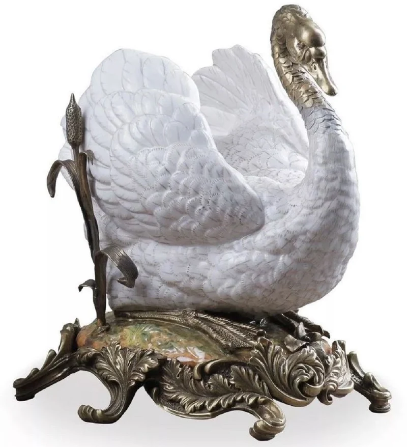 Casa Padrino Barock Porzellan Deko Figur Schwan Weiß / Bronze 20 x 18 x H. 24 cm