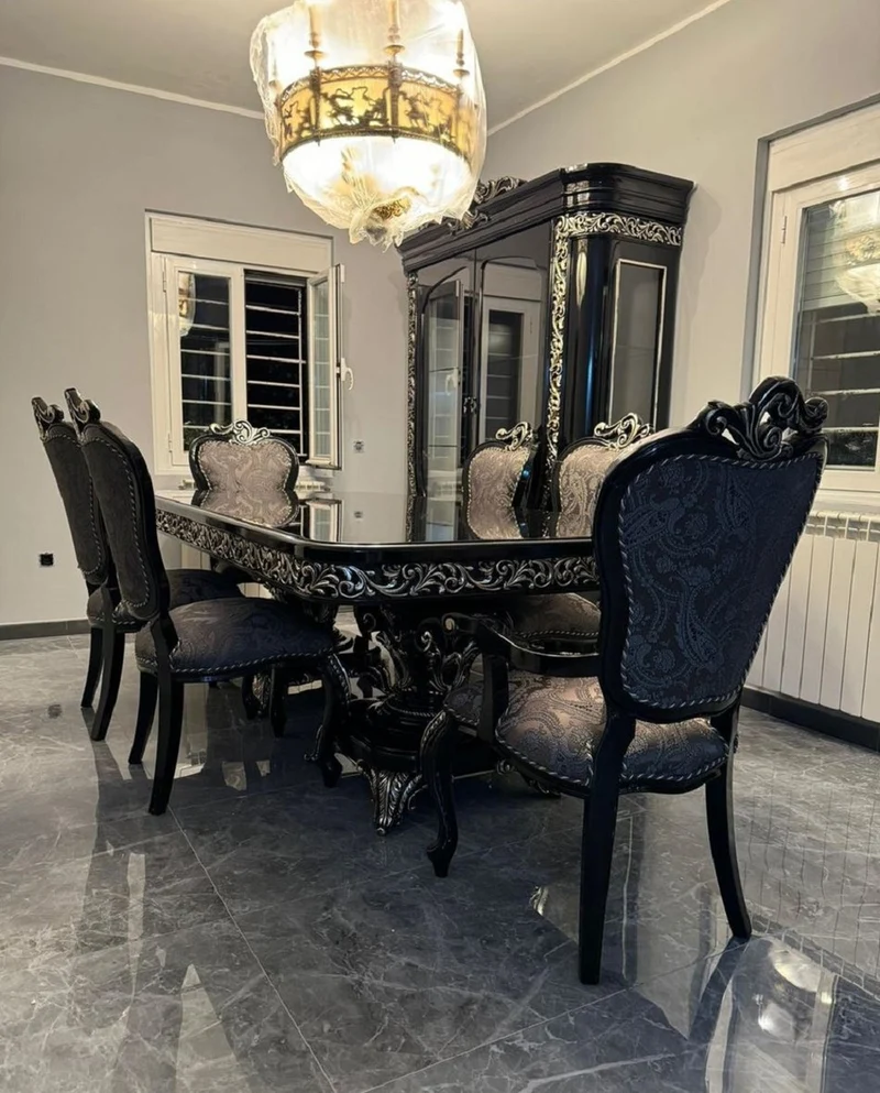 Casa Padrino Luxus Barock Esszimmer Set Schwarz / Silber - 1 Barock Esstisch & 6 Barock Esszimmerstühle
