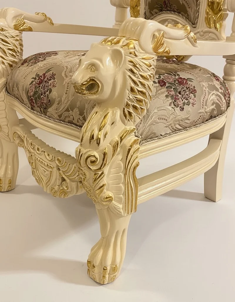 Pompöös by Casa Padrino Luxus Barock Thron Sessel Krone Creme / Gold - designed by Harald Glööckler
