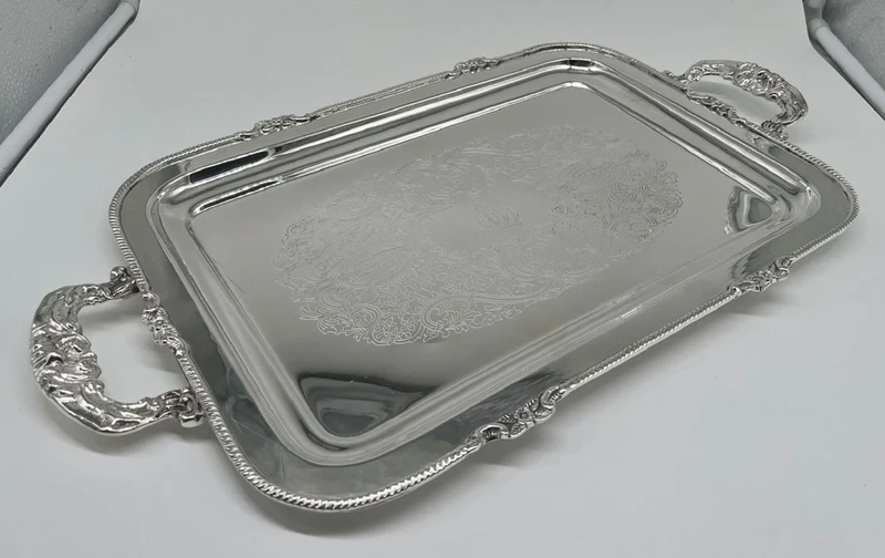 Pompöös by Casa Padrino Luxus Barock Serviertablett Krone Silber 47 cm - designed by Harald Glööckler