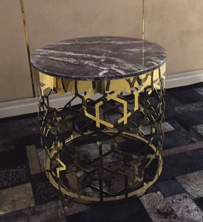 Casa Padrino Luxus Beistelltisch mit Kunstmarmor Tischplatte Grau-Schwarz / Gold H. 55 cm