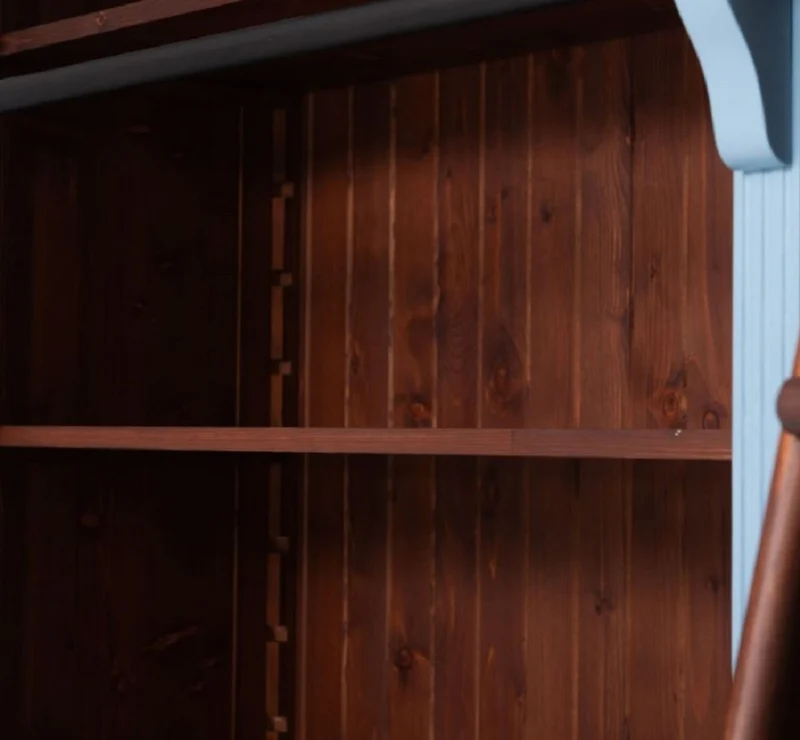 Casa Padrino Landhausstil Bücherschrank mit Leiter Hellblau / Dunkelbraun 223 x 51 x H. 228 cm - Massivholz Schrank - Wohnzimmerschrank - Regalschrank - Büroschrank - Landhausstil Möbel