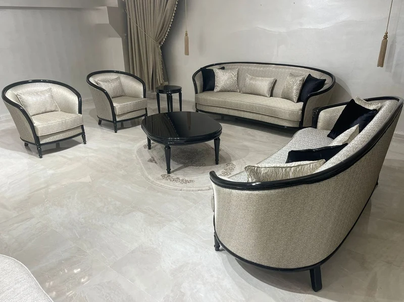 Casa Padrino Luxus Barock Sofa Gold / Schwarz - Barockstil Wohnzimmer Sofa - Barockstil Wohnzimmer Möbel - Luxus Möbel im Barockstil - Barock Einrichtung - Edel & Prunkvoll