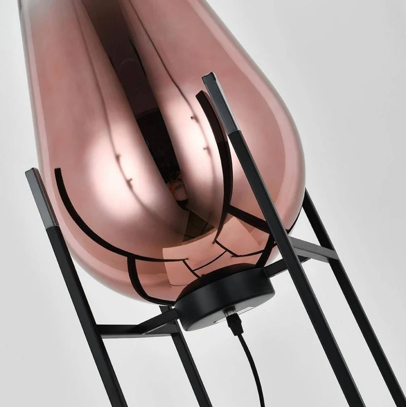 Casa Padrino Luxus Stehleuchte Kupfer / Schwarz 30 x 30 x H. 97 cm - Metall Stehleuchte mit Glas Lampenschirm - Luxus Stehleuchten - Luxus Leuchten - Luxus Interior