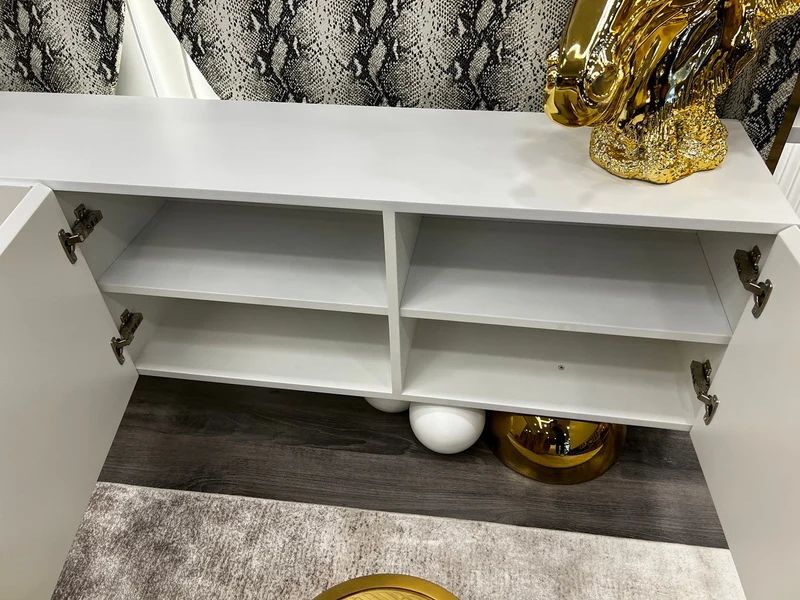 Casa Padrino Luxus Designer TV Schrank Weiß / Gold 250 x 35 x H. 60 cm - Massivholz Sideboard mit 4 Türen - Luxus Möbel - Hotel Möbel - Designer Möbel
