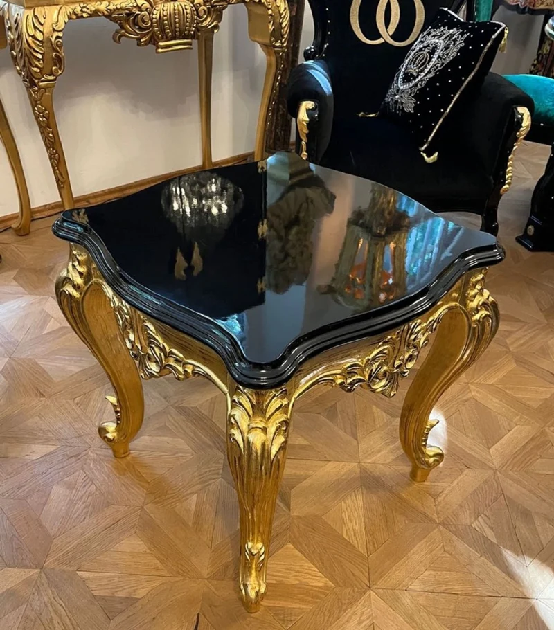 Casa Padrino Luxus Barock Massivholz Beistelltisch Schwarz / Gold - Prunkvoller Luxus Tisch im Barockstil - Luxus Barock Wohnzimmer Möbel