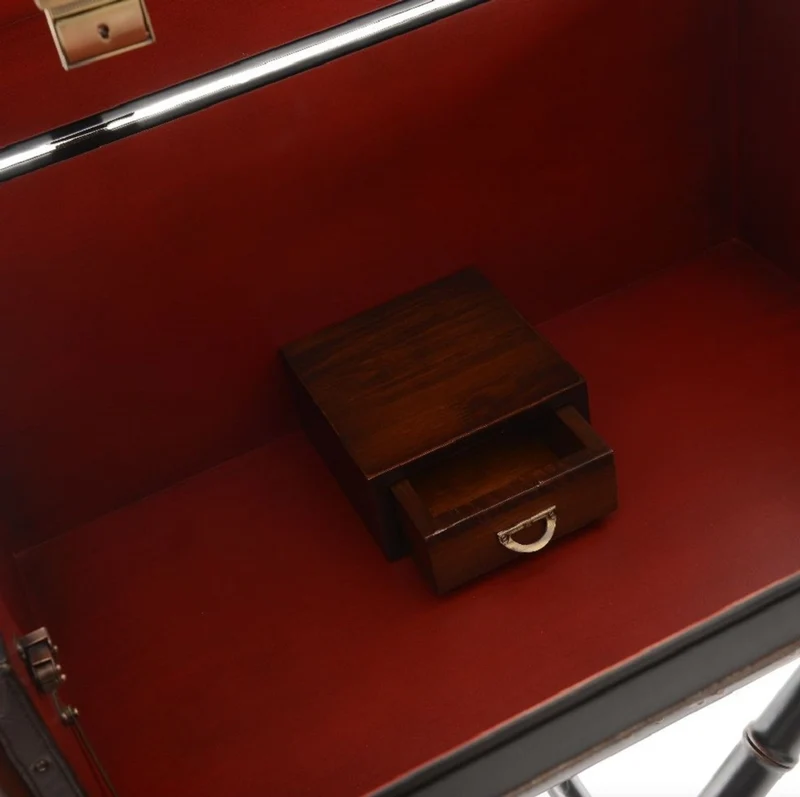 Casa Padrino Luxus Leder Minibar in Koffer Optik Dunkelbraun / Schwarz / Messing 45,5 x 45,5 x H. 73 cm - Echtleder Minibar - Bar Möbel - Echtleder Möbel - Luxus Möbel in Koffer Optik