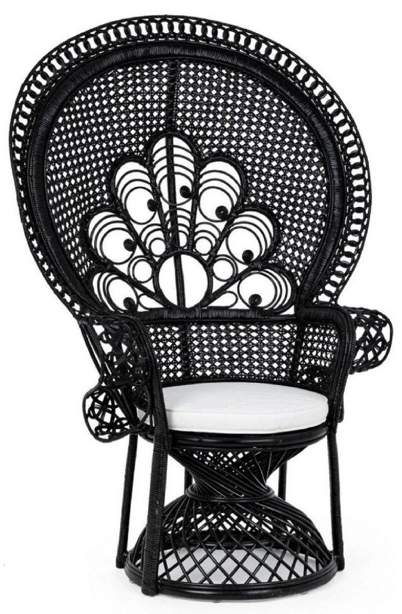 Casa Padrino Luxus Rattan Sessel Schwarz / Weiß 106 x 71 x H. 148 cm - Vintage Stil Rattan Sessel mit Sitzkissen - Vintage Stil Rattan Möbel - Garten & Terrassen Möbel