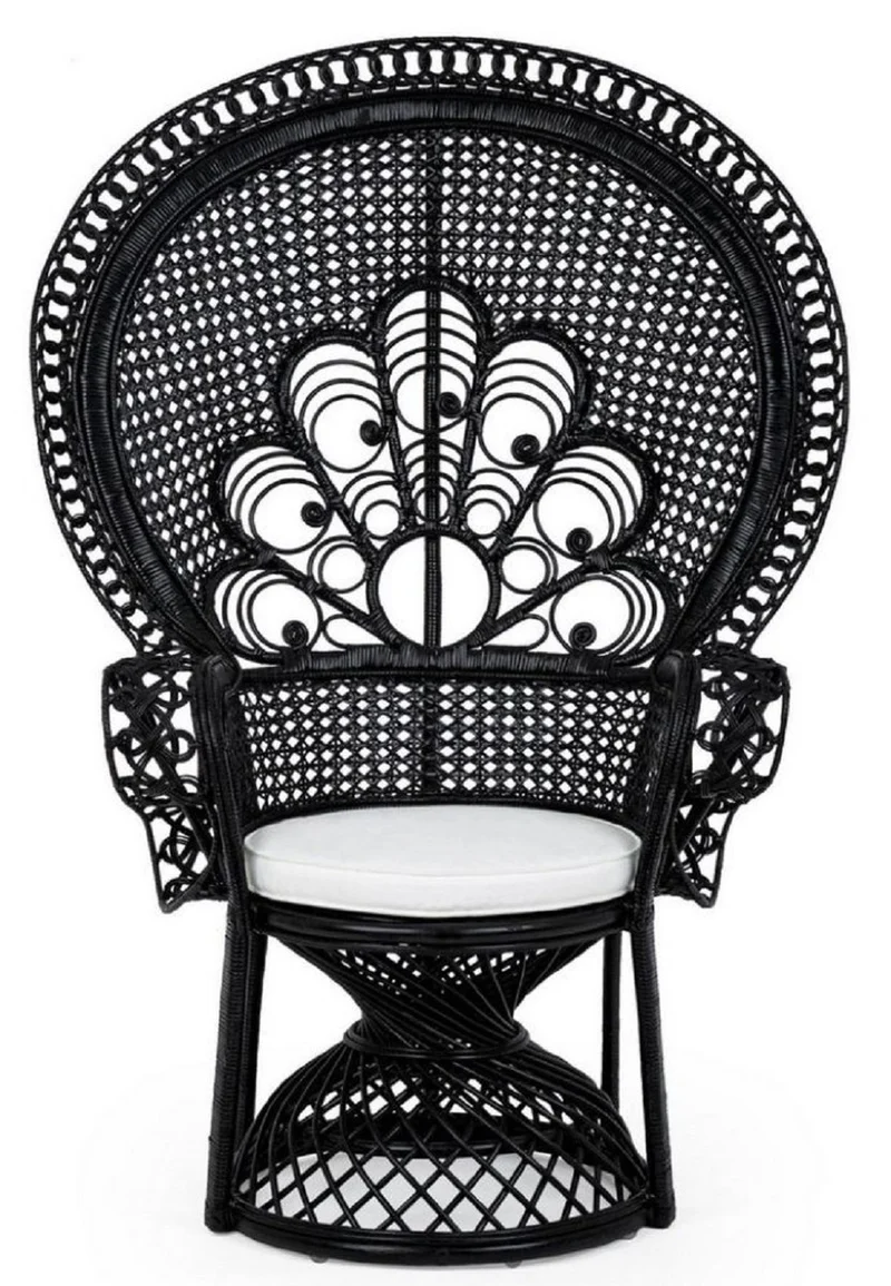 Casa Padrino Luxus Rattan Sessel Schwarz / Weiß 106 x 71 x H. 148 cm - Vintage Stil Rattan Sessel mit Sitzkissen - Vintage Stil Rattan Möbel - Garten & Terrassen Möbel