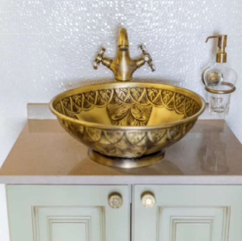 Casa Padrino Luxus Jugendstil Waschbecken Schale Antik Gelbgold Ø 41,5 x H. 15,5 cm - Rundes Retro Messing Waschbecken - Badezimmer Accessoires - Luxus Jugendstil Badezimmer Zubehör