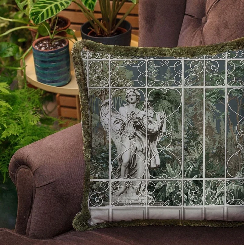 Casa Padrino Luxus Barock Deko Kissen Skulptur Grau / Braun / Grün 45 x 45 cm - Bedrucktes Samt Kissen mit Fransen - Luxus Barock Deko Accessoires