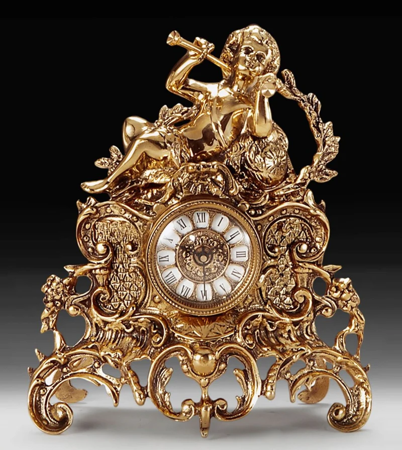 Casa Padrino Luxus Barock Tischuhr Gold 28 x H. 33 cm - Handgefertigte Bronze Uhr im Barockstil - Barock Schreibtischuhr - Barock Schreibtisch Deko - Barock Deko Accessoires - Barockstil Uhren