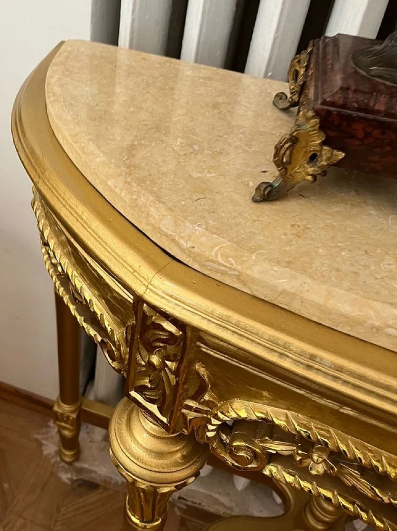 Casa Padrino Barock Konsole Gold / Creme - Handgefertigter Massivholz Konsolentisch mit Marmorplatte - Antik Stil Konsole - Antik Stil Möbel - Barock Möbel - Edel & Prunkvoll