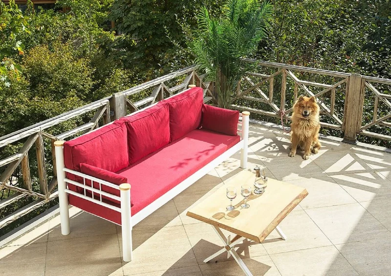 Casa Padrino Jugendstil Gartensofa Bordeauxrot / Weiß / Naturfarben 200 x 70 x H. 85 cm - Metall Garten Sofa mit Kissen - Terrassen Sofa - Garten Möbel - Terrassen Möbel - Jugendstil Möbel