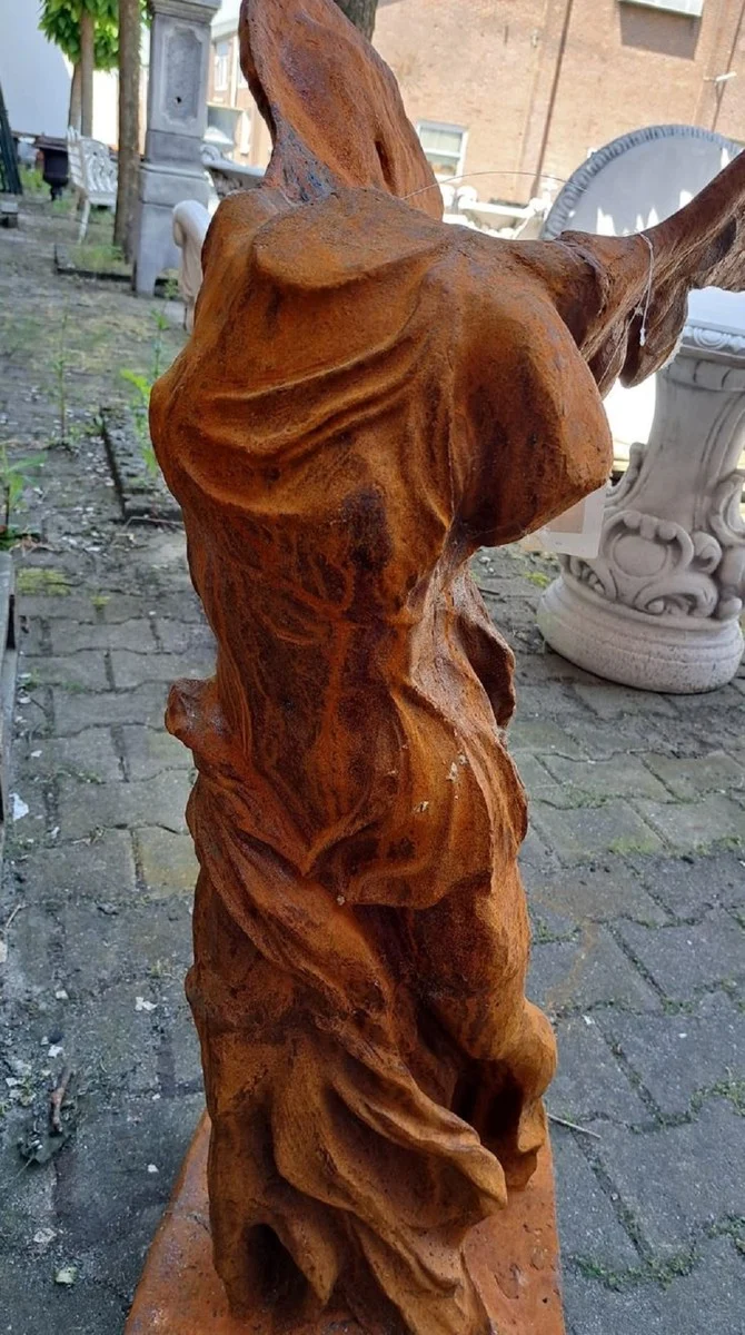 Casa Padrino Jugendstil Garten Deko Skulptur Rost 46 x 70 x H. 97 cm - Elegante Garten Deko Metall Figur - Barock & Jugendstil Garten Deko Accessoires - Garten Deko Metall Skulpturen