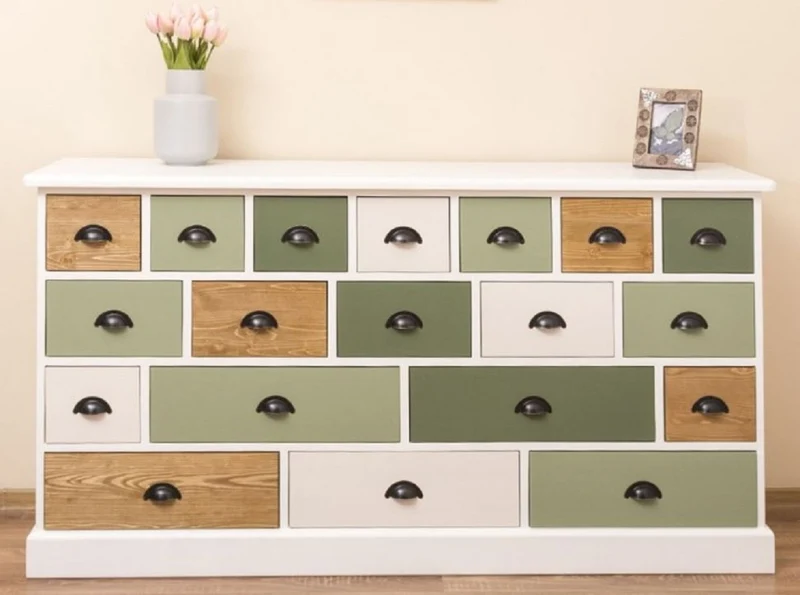 Casa Padrino Landhausstil Kommode Weiß / Grün / Naturfarben 180 x 48 x H. 95 cm - Massivholz Schrank mit 19 Schubladen - Landhausstil Möbel - Möbel im Landhausstil - Landhausstil Einrichtung