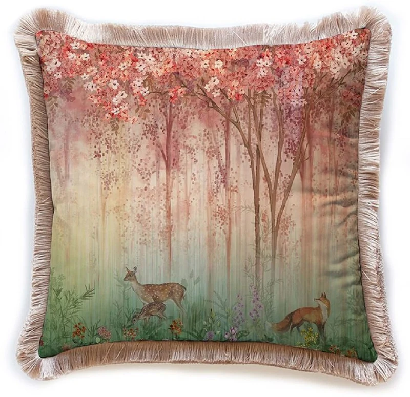 Casa Padrino Luxus Deko Kissen Wald & Tiere Mehrfarbig / Braun 45 x 45 cm - Bedrucktes Samt Kissen mit Fransen - Luxus Deko Accessoires