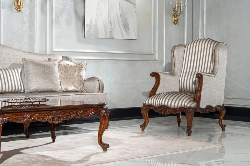 Casa Padrino Luxus Barock Wohnzimmer Sessel Silber / Braun - Handgefertigter Barockstil Sessel mit Streifen und dekorativem Kissen - Luxus Wohnzimmer Möbel im Barockstil - Barock Möbel