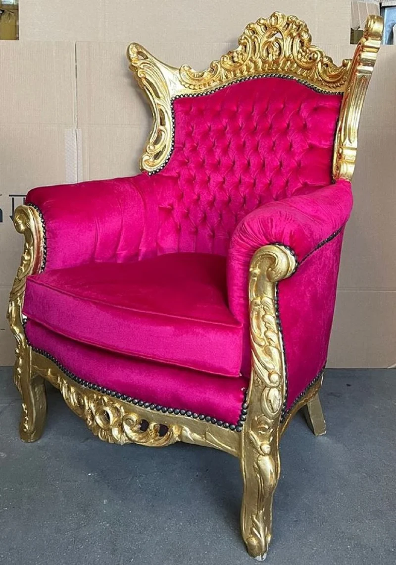 Casa Padrino Barock Sessel Pink / Gold - Handgefertigter Massivholz Wohnzimmer Sessel - Antik Stil Wohnzimmer Sessel - Wohnzimmer Möbel im Barockstil - Barock Möbel