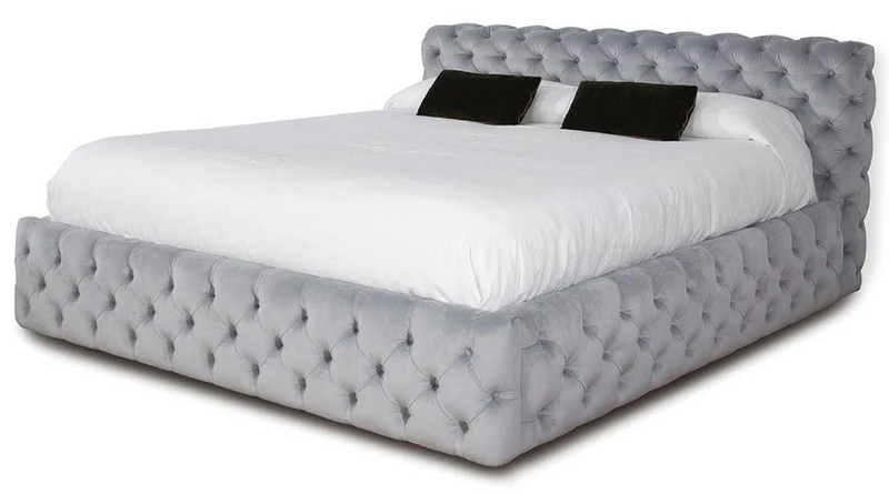 Casa Padrino Luxus Chesterfield Doppelbett Grau 212 x 236 x H. 98 cm - Massivholz Bett mit Kopfteil - Schlafzimmer Möbel - Hotel Möbel - Luxus Möbel - Chesterfield Möbel