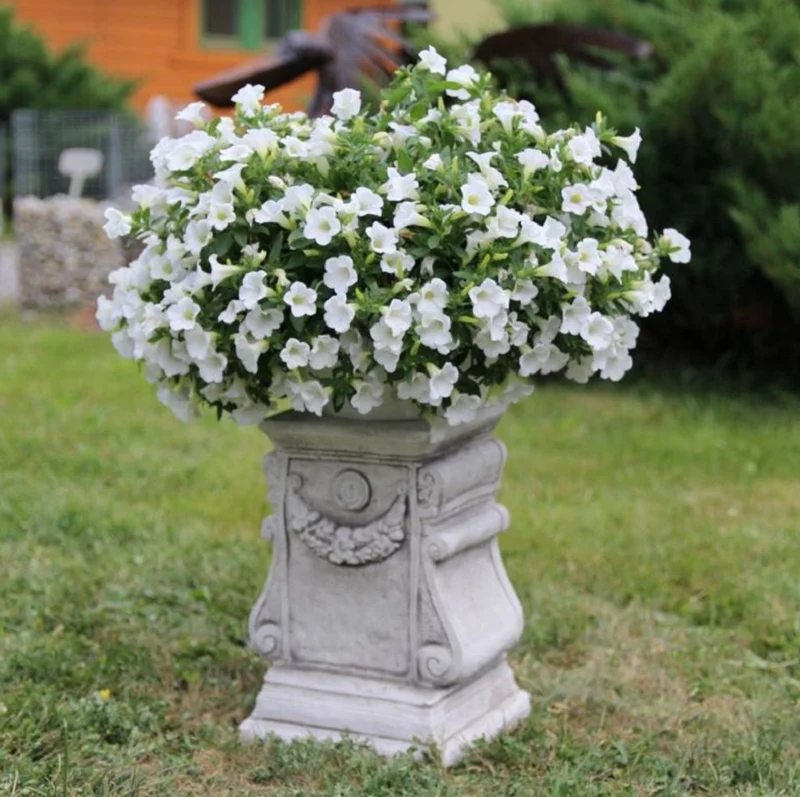 Casa Padrino Barock Garten Deko Säule Grau H. 41 cm - Antik Stil Stein Säule - Prunkvolle Gartensäule - Barock Garten & Terrassen Deko Accessoires - Gartendeko im Barockstil