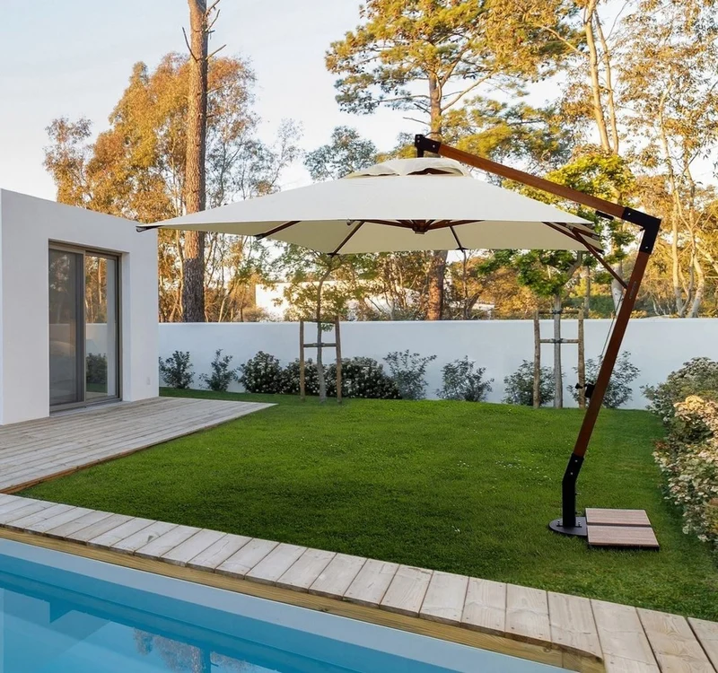 Casa Padrino Luxus Ampelschirm mit Ständer Braun / Schwarz / Creme 300 x 300 x H. 320 cm - Garten Sonnenschirm - Terrassen Sonnenschirm - Balkon Sonnenschirm - Garten Terrassen Balkon Accessoires