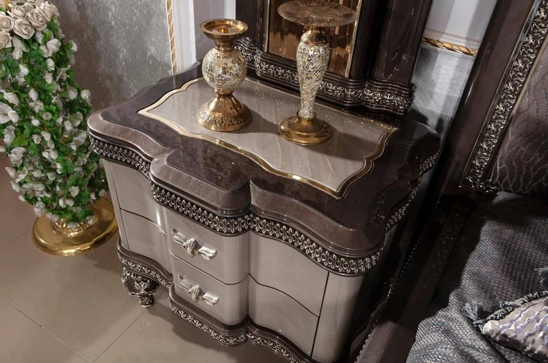 Casa Padrino Luxus Barock Nachtkommode Grau / Schwarz / Gold - Prunkvoller Barockstil Nachttisch mit 2 Schubladen - Luxus Schlafzimmer Möbel im Barockstil - Barock Möbel - Barock Interior