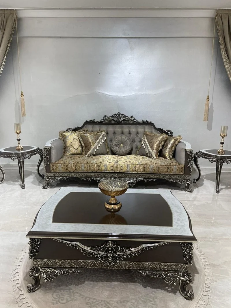 Casa Padrino Luxus Barock Wohnzimmer Set Silber / Gold / Weiß / Schwarz / Silber - 2 Barock Sofas & 2 Barock Sessel & 1 Barock Couchtisch - Luxus Wohnzimmer Möbel im Barockstil - Barock Möbel