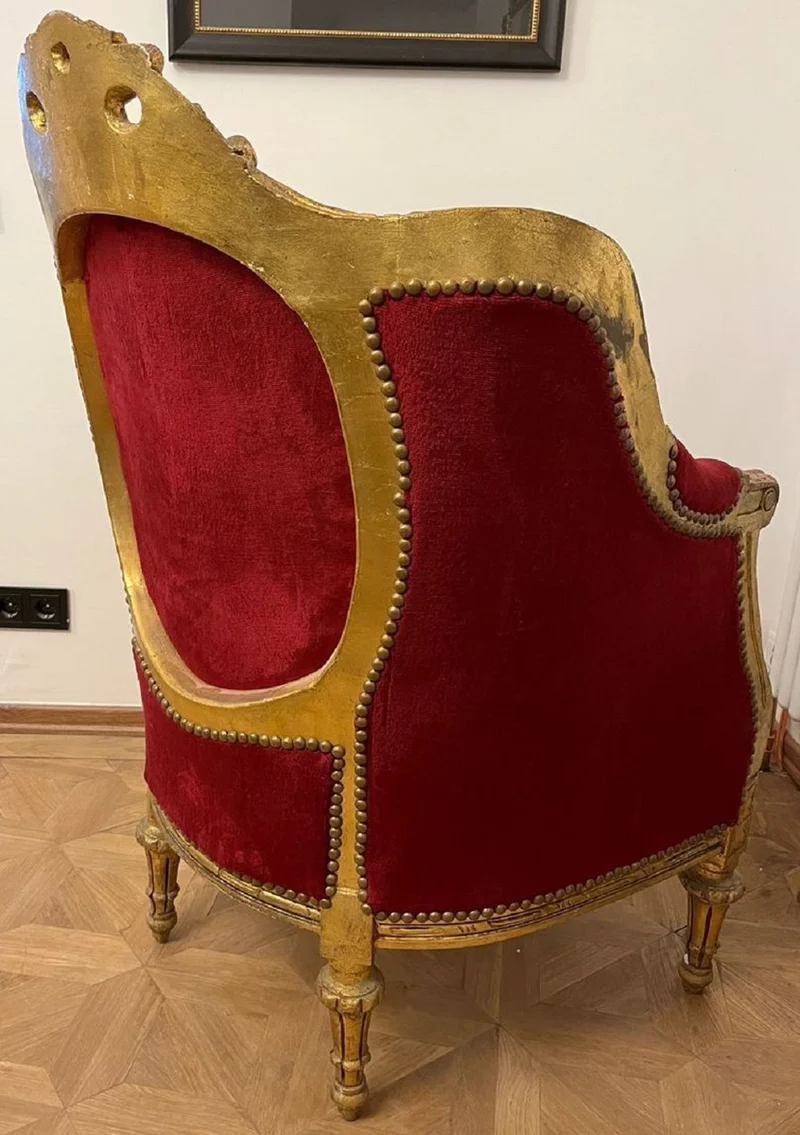 Casa Padrino Barock Wohnzimmer Sessel Bordeauxrot / Antik Gold - Handgefertigter Antik Stil Wohnzimmer Sessel - Wohnzimmer Möbel - Barock Möbel - Edel & Prunkvoll