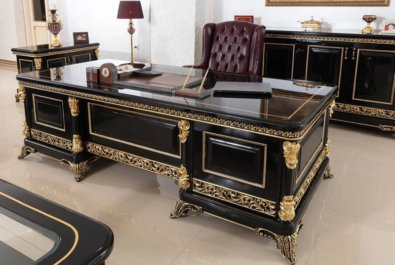 Casa Padrino Luxus Barock Bürostuhl Bordeauxrot / Schwarz / Gold - Höhenverstellbarer Schreibtischstuhl mit edlem Kunstleder - Luxus Büro Möbel im Barockstil - Barock Möbel - Barock Einrichtung