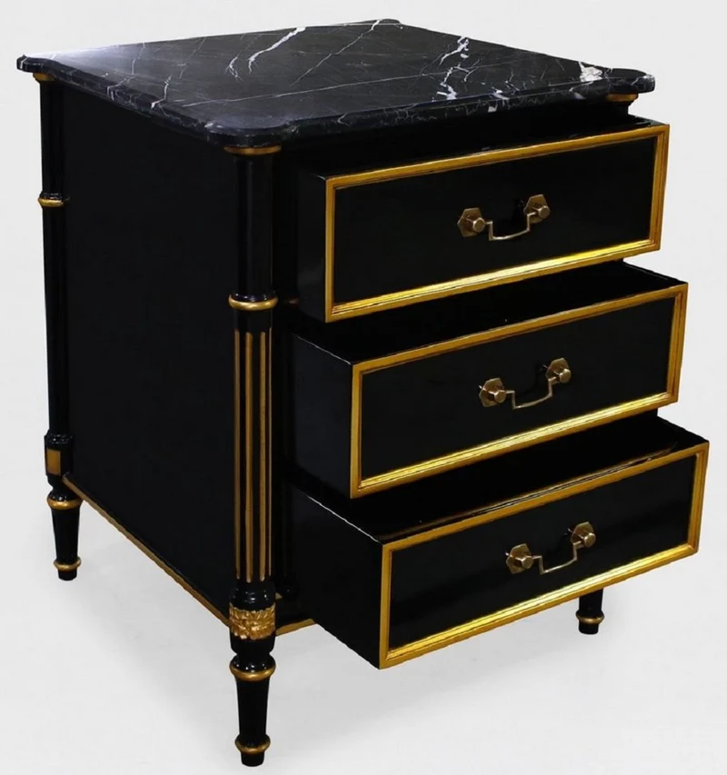 Casa Padrino Luxus Barock Nachtkommode Schwarz / Gold - Barock Mahagoni Nachttisch mit 3 Schubladen und Marmorplatte - Barock Schlafzimmer Möbel - Luxus Möbel in Barockstil - Edel & Prunkvoll