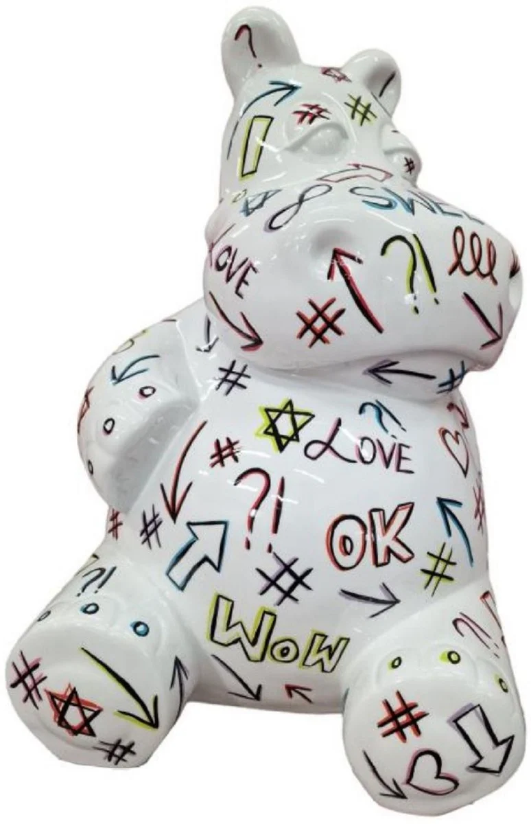 Casa Padrino Designer Deko Skulptur Sitzendes Nilpferd Weiß / Mehrfarbig H. 48 cm - Wetterbeständige Deko Skulptur - Wohnzimmer Deko Figur - Garten Deko Figur - Deko Tierfigur - Deko Accessoires
