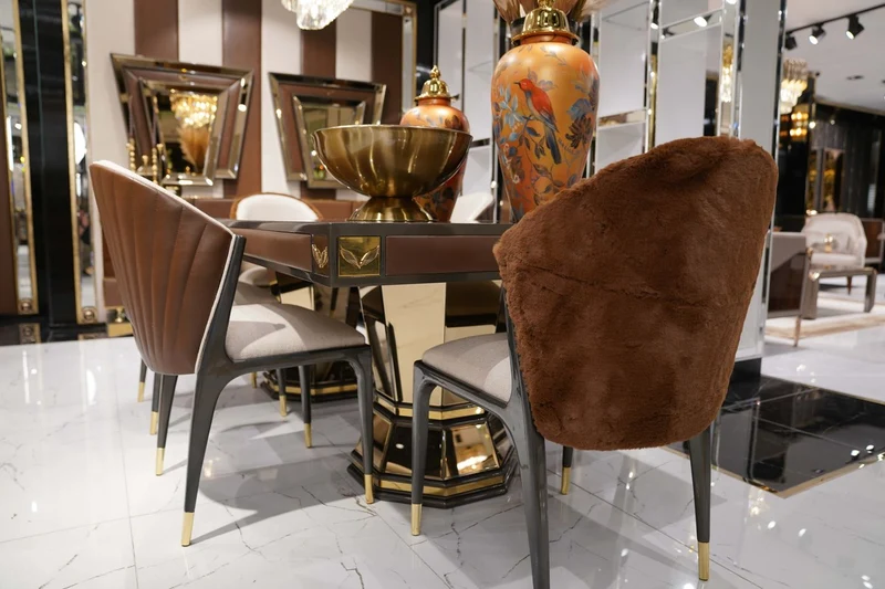 Casa Padrino Luxus Esszimmer Set Naturfarben / Braun / Grau / Gold - 1 Luxus Esstisch & 6 Luxus Esszimmerstühle - Esszimmer Möbel - Luxus Möbel - Luxus Einrichtung - Esszimmer Einrichtung