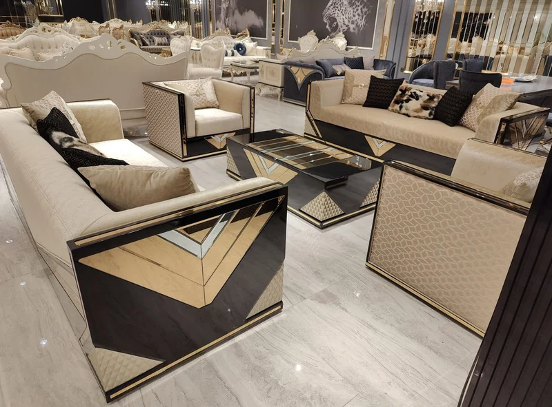 Casa Padrino Luxus Wohnzimmer Set Gold / Schwarz - 2 Luxus Sofas & 2 Luxus Sessel & 1 Luxus Couchtisch - Wohnzimmer Möbel - Luxus Möbel - Luxus Einrichtung - Wohnzimmer Einrichtung