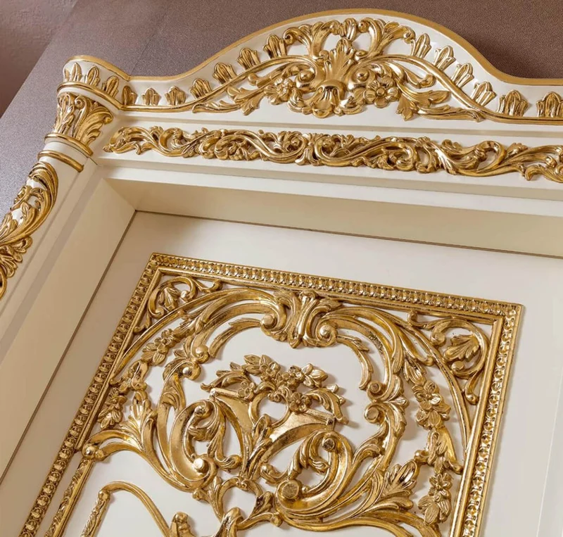 Casa Padrino Luxus Barock Wohnungstür Weiß / Gold - Prunkvolle Massivholz Tür mit Rahmen - Luxus Möbel im Barockstil - Barock Möbel - Hotel Möbel - Barock Einrichtung - Edel & Prunkvoll