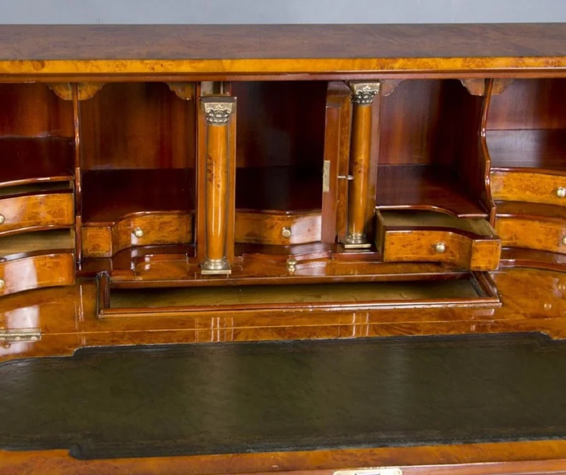 Casa Padrino Luxus Jugendstil Schreibkommode mit 18 Schubladen Hellbraun / Braun / Grün / Silber - Prunkvolle Massivholz Kommode - Luxus Möbel im Barockstil - Barock Büro Möbel - Edel & Prunkvoll