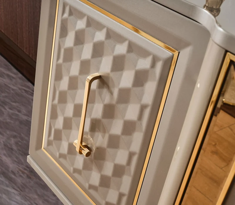 Casa Padrino Luxus Art Deco Möbel Set Grau / Gold - 1 Luxus Art Deco Sideboard mit 4 Türen & 1 Luxus Art Deco Spiegel - Art Deco Möbel - Luxus Möbel - Luxus Einrichtung - Art Deco Einrichtung