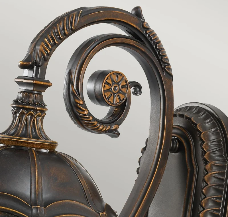 Casa Padrino Barock Außenwandleuchte Braun / Bronze / Gold 24,1 x 35,6 x H. 57,8 cm - Elegante Balkon Garten Terrassen Außenleuchte - Außenbeleuchtung im Barockstil