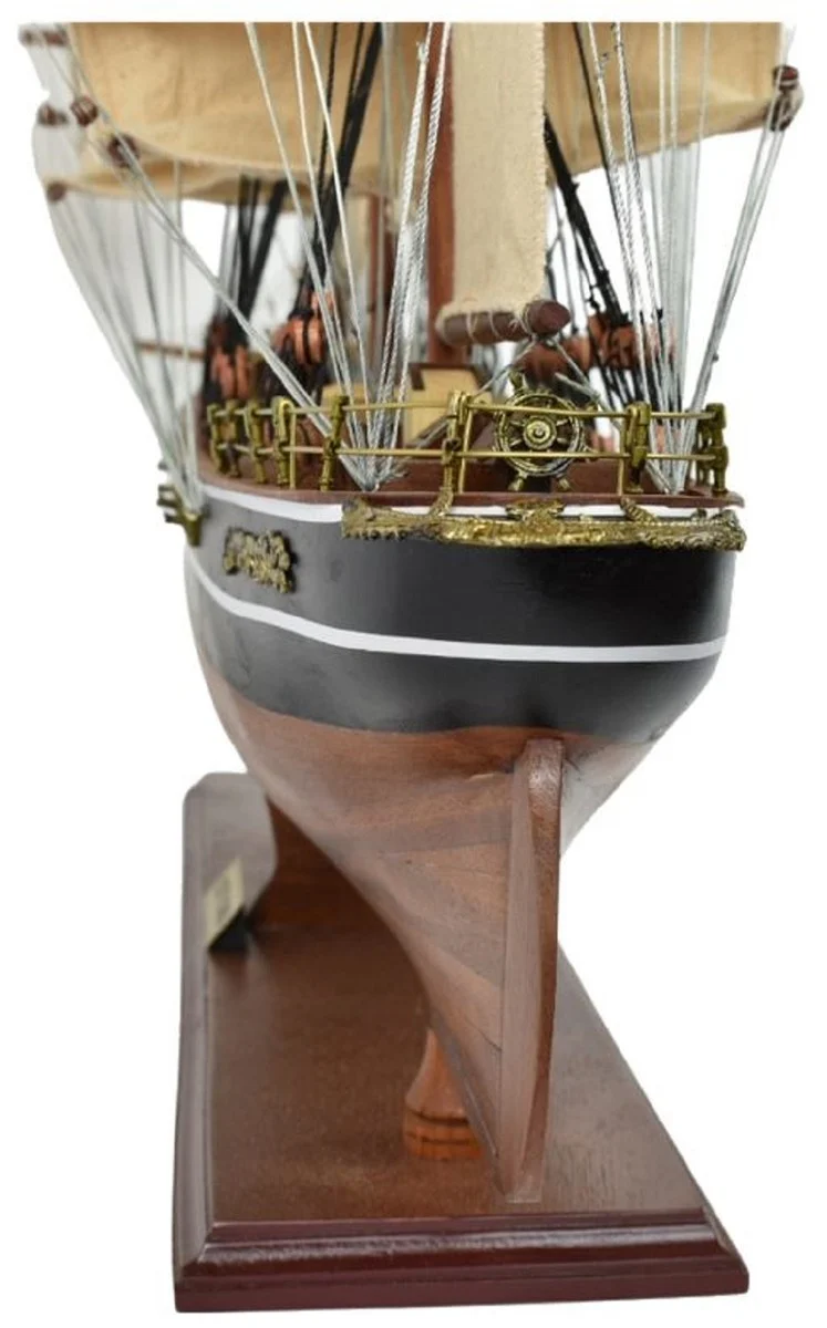 Casa Padrino Luxus Flaggschiff Cutty Sark Braun / Schwarz / Weiß 70 x 28 x H. 85 cm - Handgefertigtes Deko Schiff - Holzschiff - Segelschiff - Kriegsschiff - Luxus Deko Accessoires