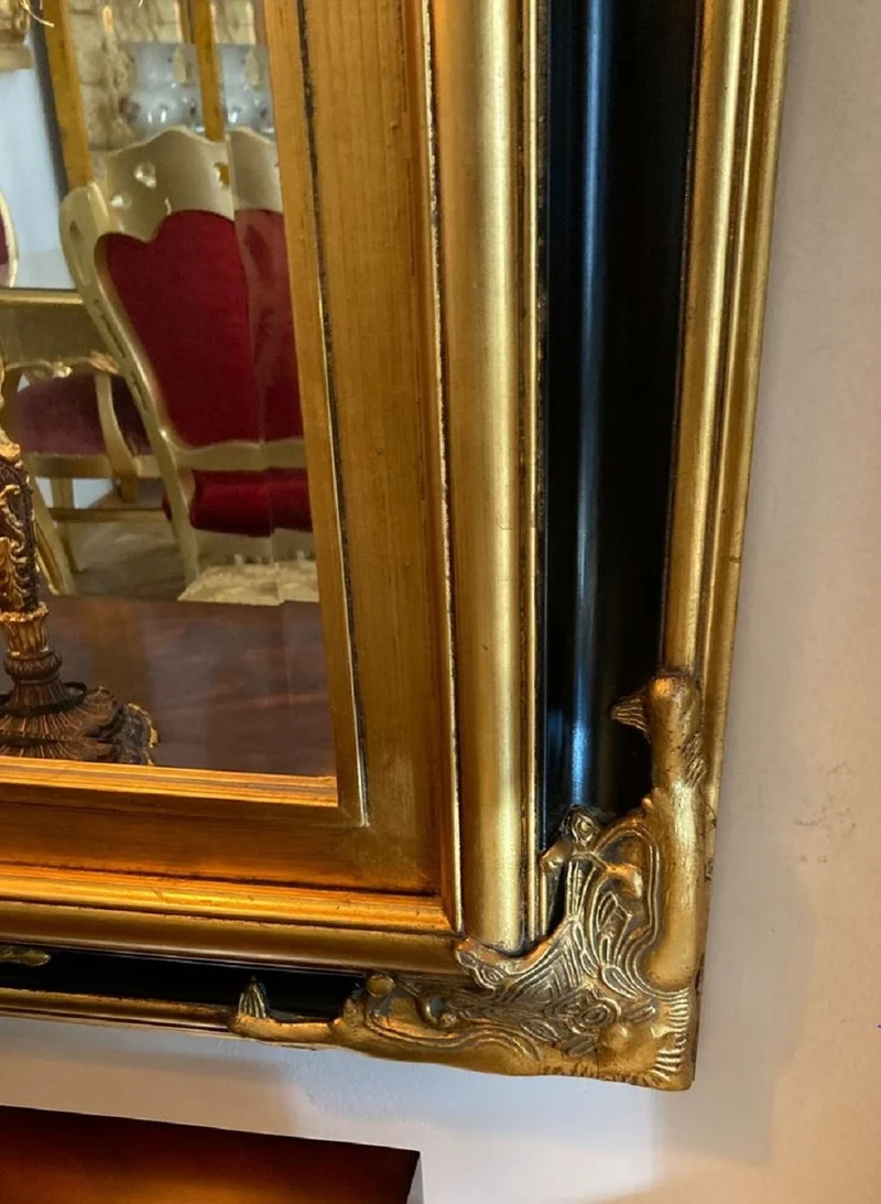 Casa Padrino Barock Spiegel Gold / Schwarz - Barockstil Spiegel mit Verzierungen - Rechteckiger Barockstil Wandspiegel - Barock Garderoben Spiegel - Barock Möbel - Möbel Barockstil