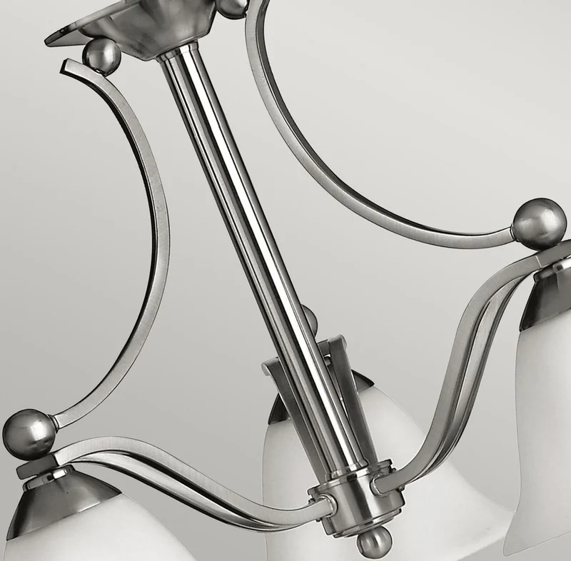Casa Padrino Luxus Art Deco Kronleuchter Silber / Weiß Ø 57,2 x H. 49 cm - Runder Metall Kronleuchter mit Glas Lampenschirmen - Wohnzimmer Kronleuchter - Art Deco Leuchten - Luxus Leuchten