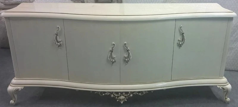 Casa Padrino Luxus Barock Massivholz Sideboard Hochglanz Weiß mit Patina - Handgefertigter Massivholz Schrank mit 4 Türen - Luxus Barock Möbel - Wohnzimmer Möbel im Barockstil - Barock Einrichtung