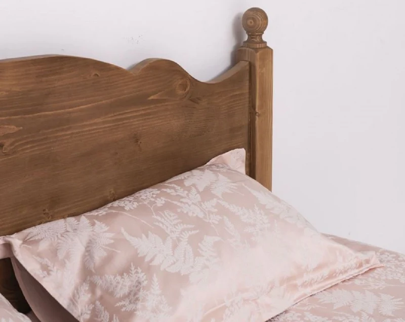 Casa Padrino Landhausstil Massivholz Schlafzimmer Set Braun - 1 Landhausstil Doppelbett & 2 Landhausstil Nachttische - Massivholz Schlafzimmer Möbel - Schlafzimmer Möbel im Landhausstil
