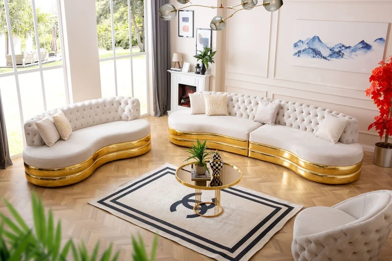 Casa Padrino Luxus Chesterfield 3er Sofa Creme / Gold 230 x 105 x H. 82 cm - Gebogenes Chesterfield Wohnzimmer Sofa - Wohnzimmer Möbel - Chesterfield Möbel - Luxus Möbel - Luxus Einrichtung