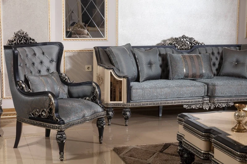 Casa Padrino Luxus Barock Wohnzimmer Set Hellblau / Beige / Schwarz / Gold - 2 Sofas & 2 Sessel & 1 Couchtisch & 2 Beistelltische - Handgefertigte Wohnzimmer Möbel im Barockstil - Edel & Prunkvoll