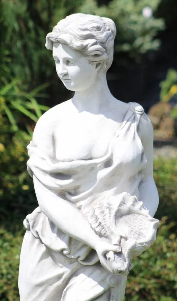Casa Padrino Jugendstil Garten Deko Skulptur Frau mit Muschel Grau 44 x 44 x H. 138 cm - Elegante Garten Deko Stein Figur - Barock & Jugendstil Garten Deko Accessoires